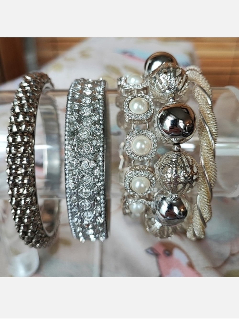 Bundle of 5 Silver and Gold Tone Pearl Bangle Toggle Fidget Bracelets Vintage